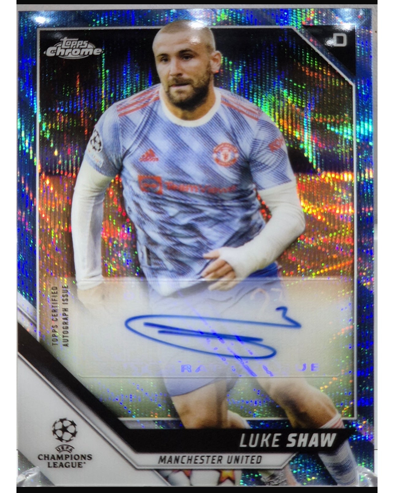 Topps Chrome 2021/22- Luke Shaw /75 auto, Manchester City