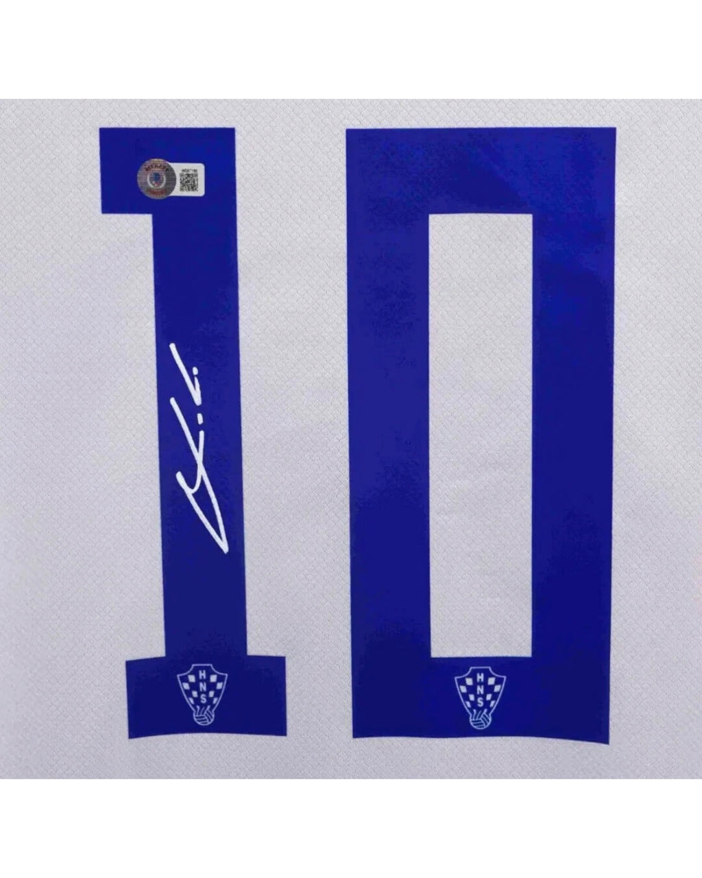 Luka Modrić, Signed Croatia FC Home Soccer Jersey #10 with Beckett COA